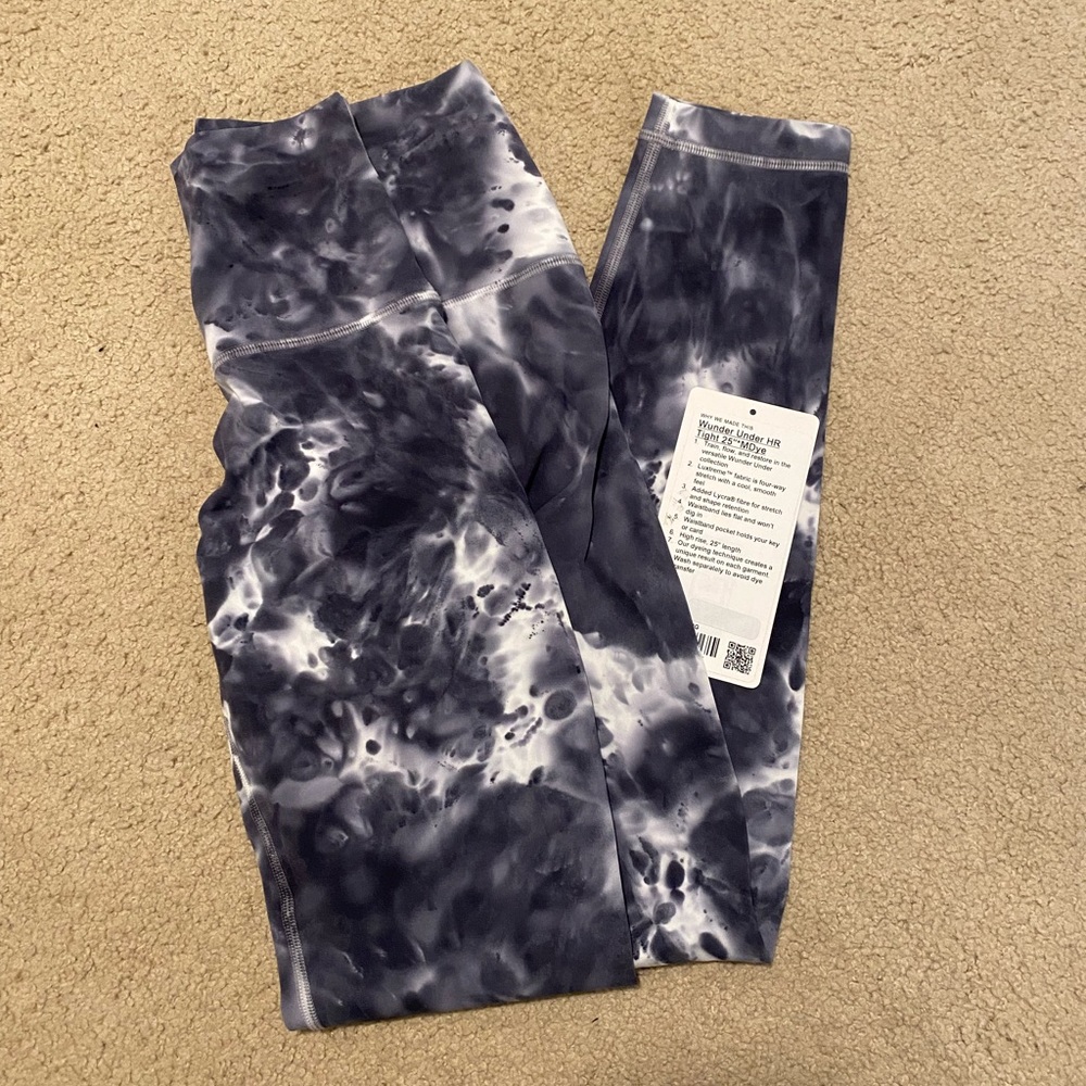 NWT Wunder Under tight 25”